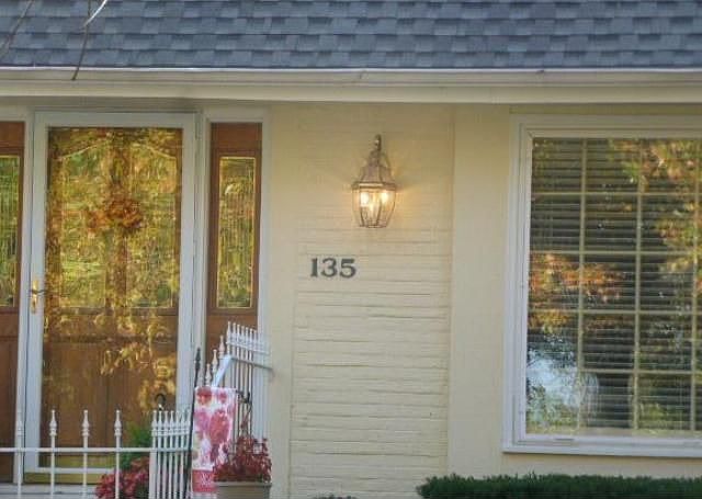 2nd image of 135 E Bridlespur Dr