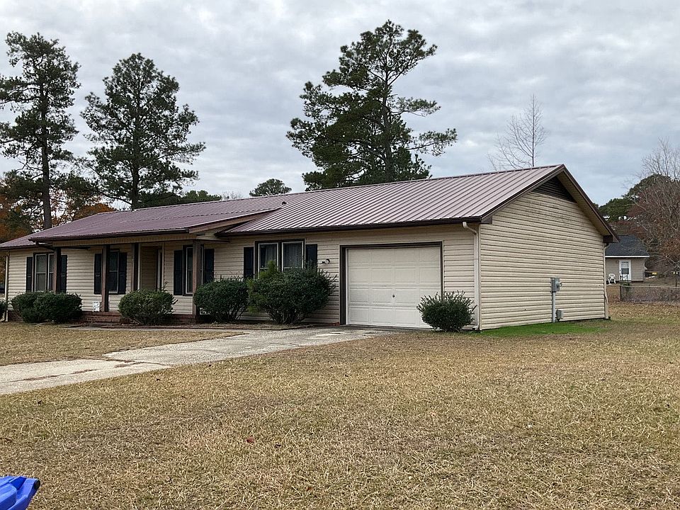 3301 Red Fox Rd, Spring Lake, NC 28390 Zillow