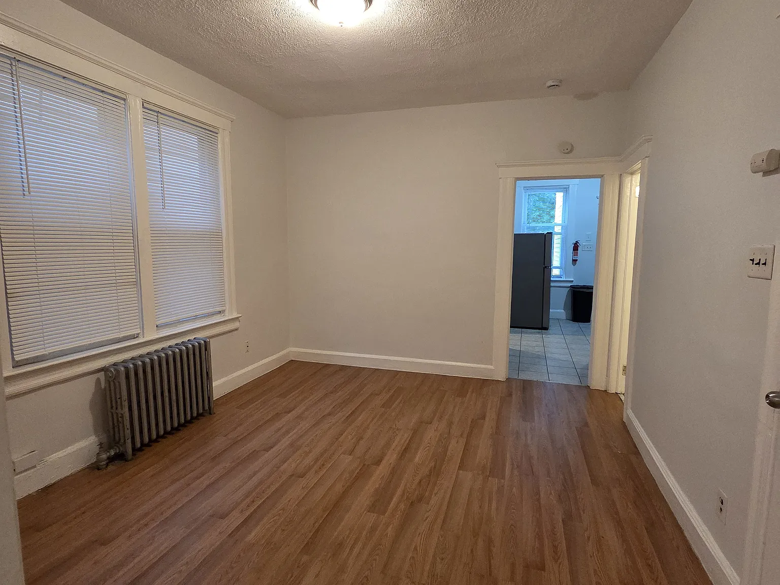 3 bed, $2,350 — Photo 4