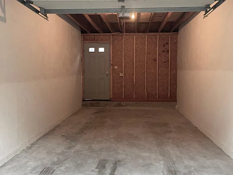 108 Norton Ave #22 — Photo 4