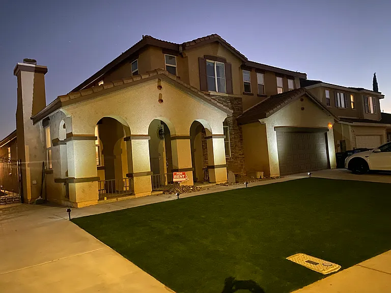 3524 Tournament Dr — Photo 2