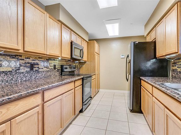 2nd image of 6823 Osage Dr