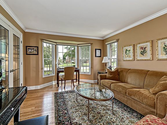 4th image of 6564 Berrywood Dr