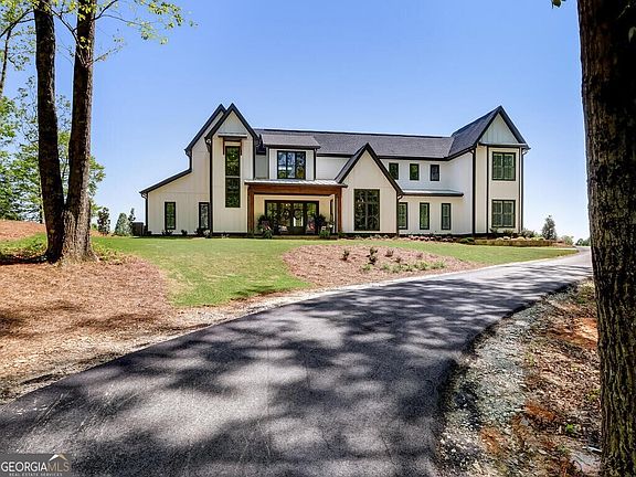 5th image of 183 Barrett Cir