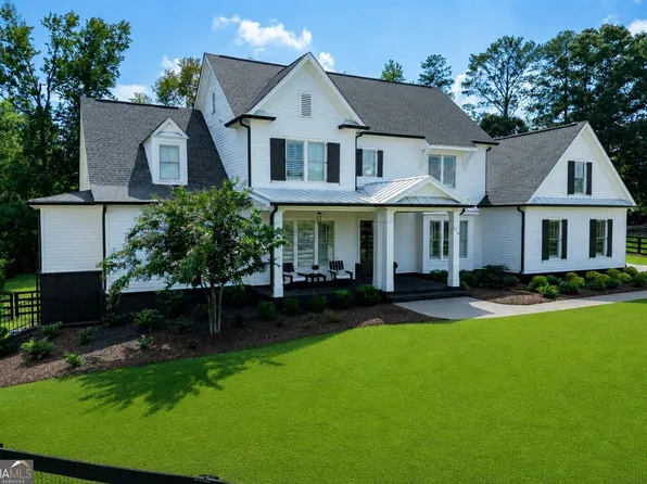 678 Bit Oluck Dr, Suwanee, GA 30024