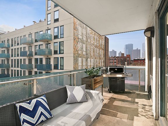 2nd image of 454 W 54th St APT 4A