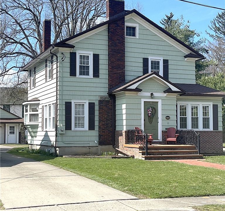 1st image of 10 Cameron Ave