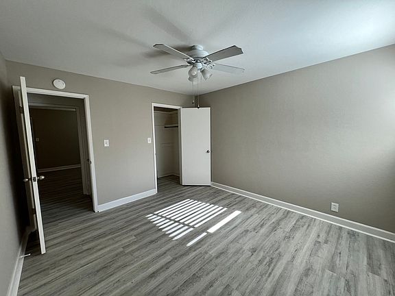 5th image of 51 Glen Eyrie Ave APT 1