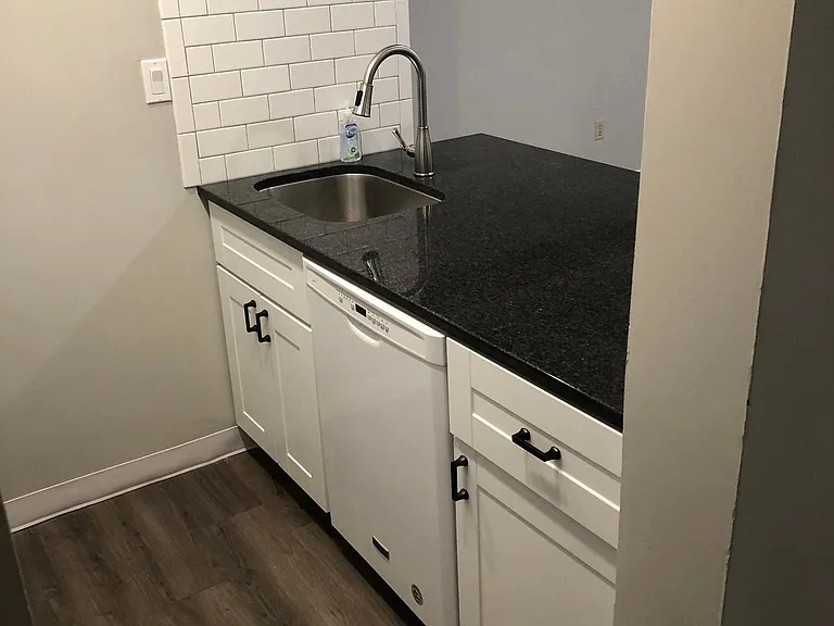 25 Ellsworth St #1 — Photo 9