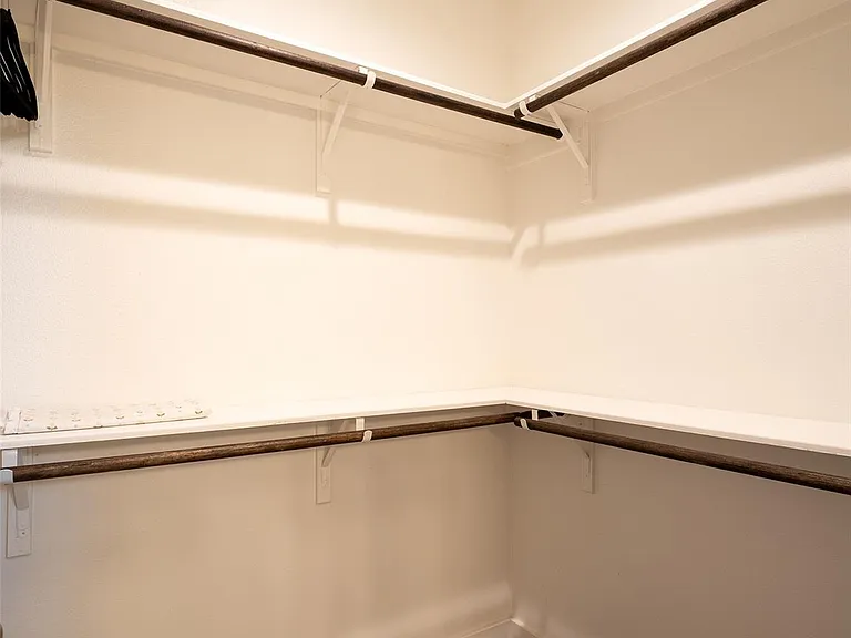 6409 Berkman Dr #4 — Photo 21