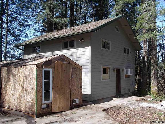 2 story 24x24 building. Appears to have been started as a 2nd residence, but needs to be renovated.