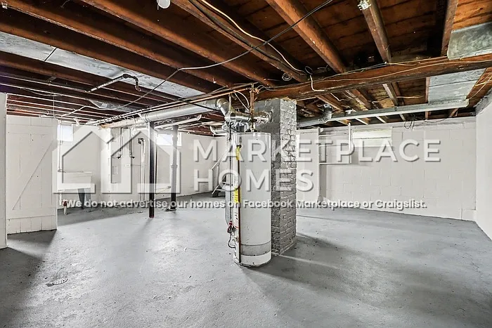 22046 Birchwood Ave — Photo 18