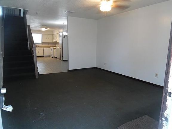2nd image of 3101 Phoenix St #B