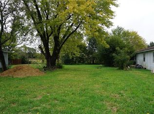 417 S Cleveland St, Springdale, AR 72764