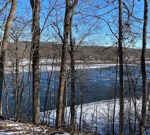 3rd image of 1900 N Huron River Dr