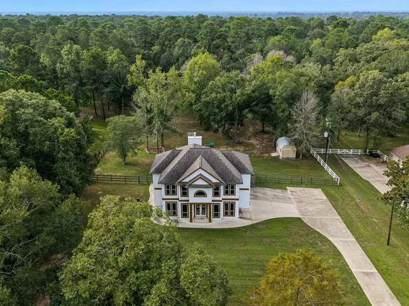 421 Trace Way Dr, Montgomery, TX 77316