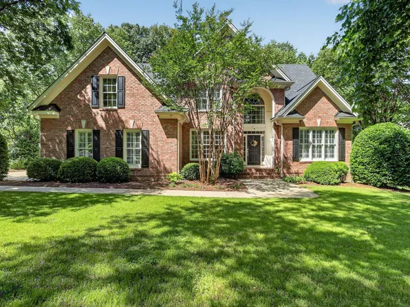 5412 Brushy Meadows Dr, Fuquay Varina, NC 27526
