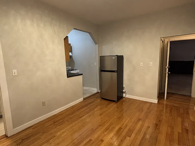 38 Hemenway St #9 — Photo 13
