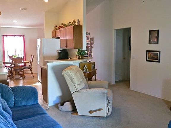 2nd image of 1703 James Pointe Dr