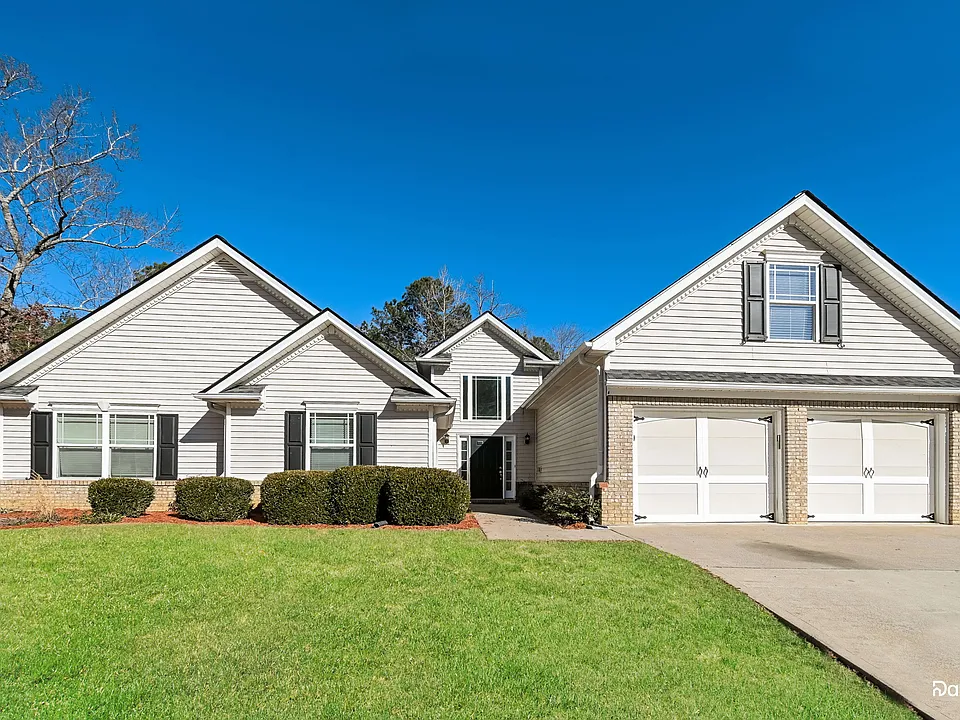 703 Sycamore Dr