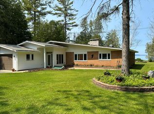 9380 Us Highway 23, Mackinaw City, MI 49701