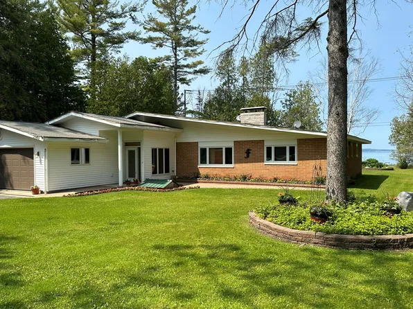9380 Us Highway 23, Mackinaw City, MI 49701