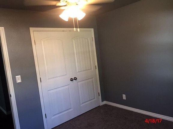 4th image of 1454 E Denton Ave
