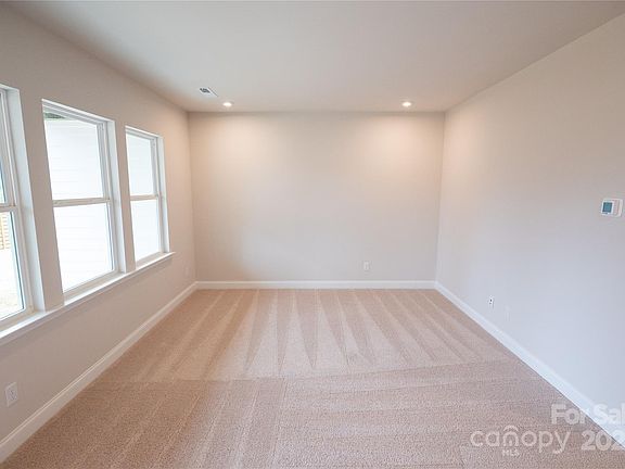 4th image of 7932 Cedarsmith Ct