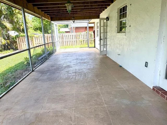 1235 Rowayton Cir — Photo 6