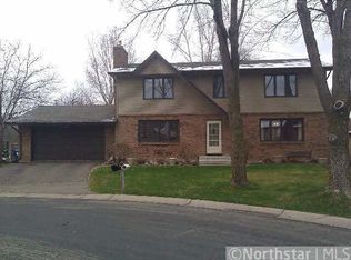 12070 Meadowlark Ct, Osseo, MN 55369