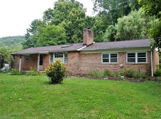 185 Warren Creek Rd, Candler, NC 28715