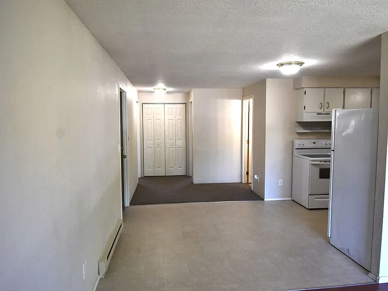 750 Walker Rd — Photo 12