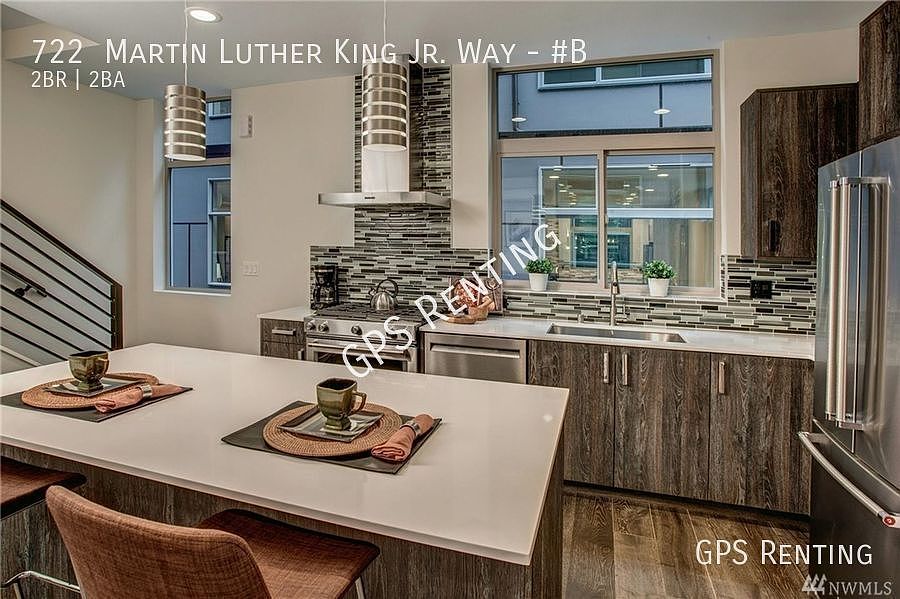 1st image of 722 Martin Luther King Jr Way #B