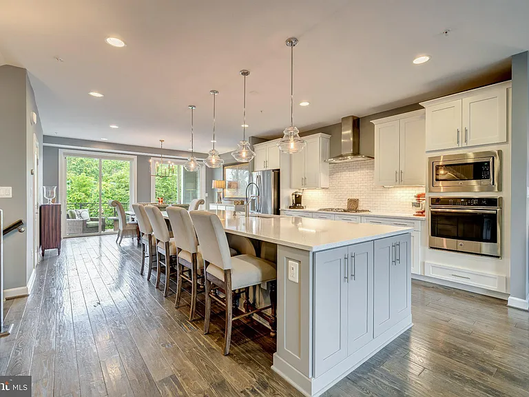 1521 Ribbon Limestone Ter SE — Photo 8