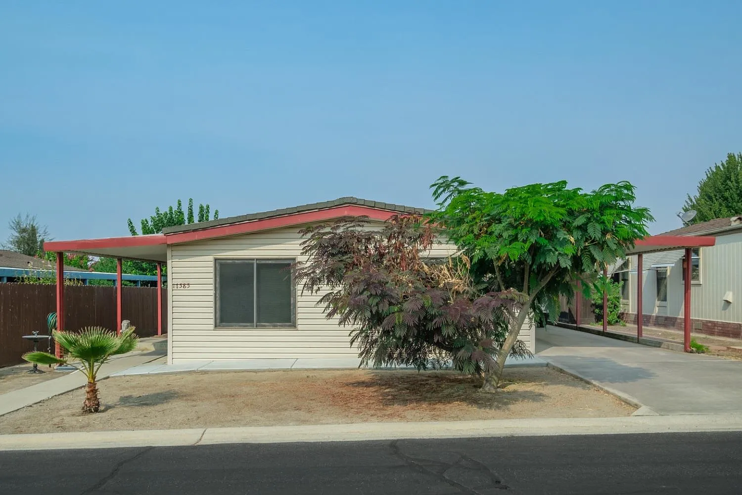 17585 Bluewater Bay Ln photo 1