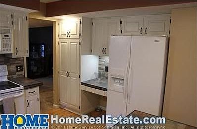 4th image of 2521 S 75th St