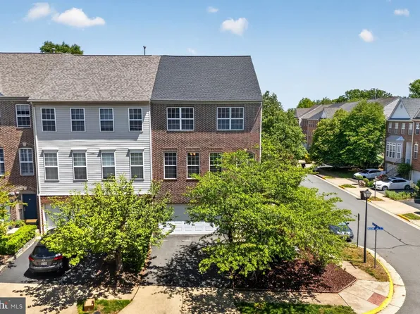 46840 Mountain Laurel Ter, Sterling, VA 20164