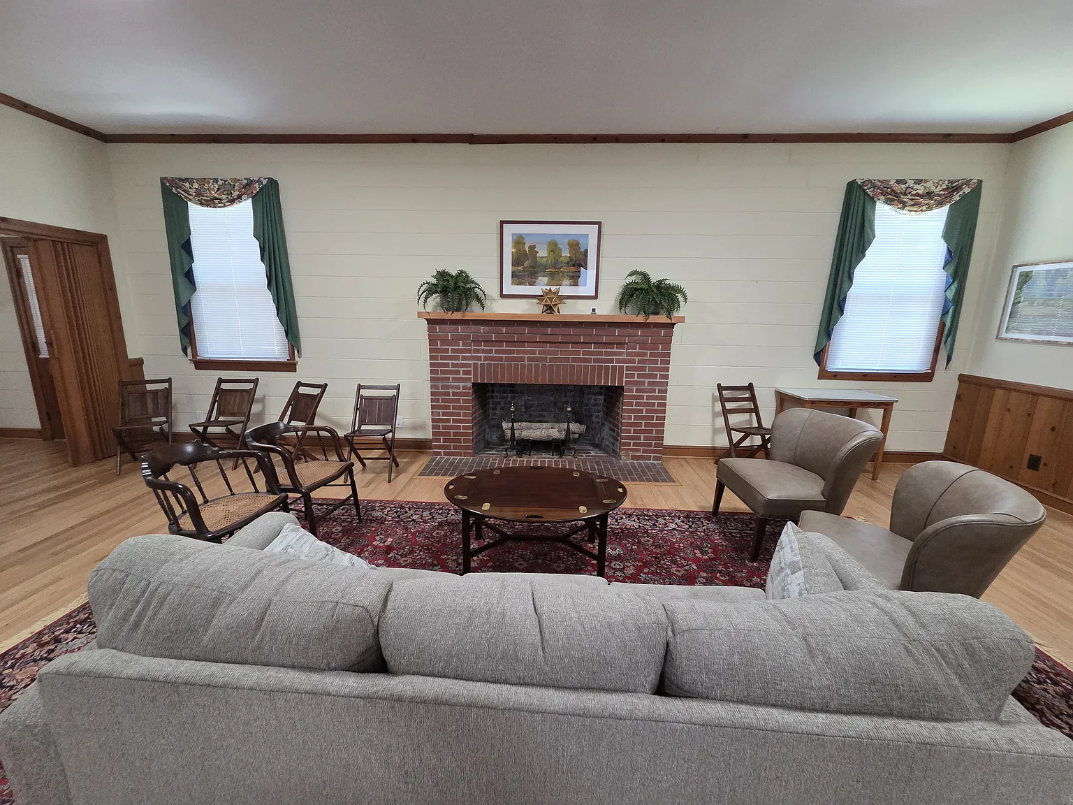 204 S King St — Photo 2