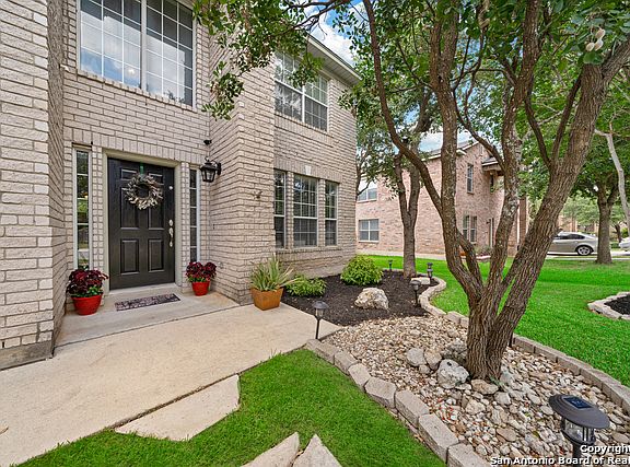 4th image of 411 Mesa Hl