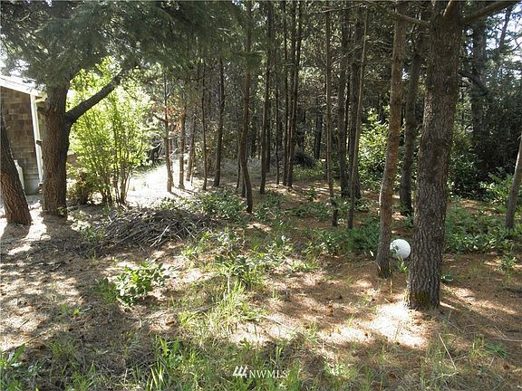 3rd image of 26612 NW K Lane