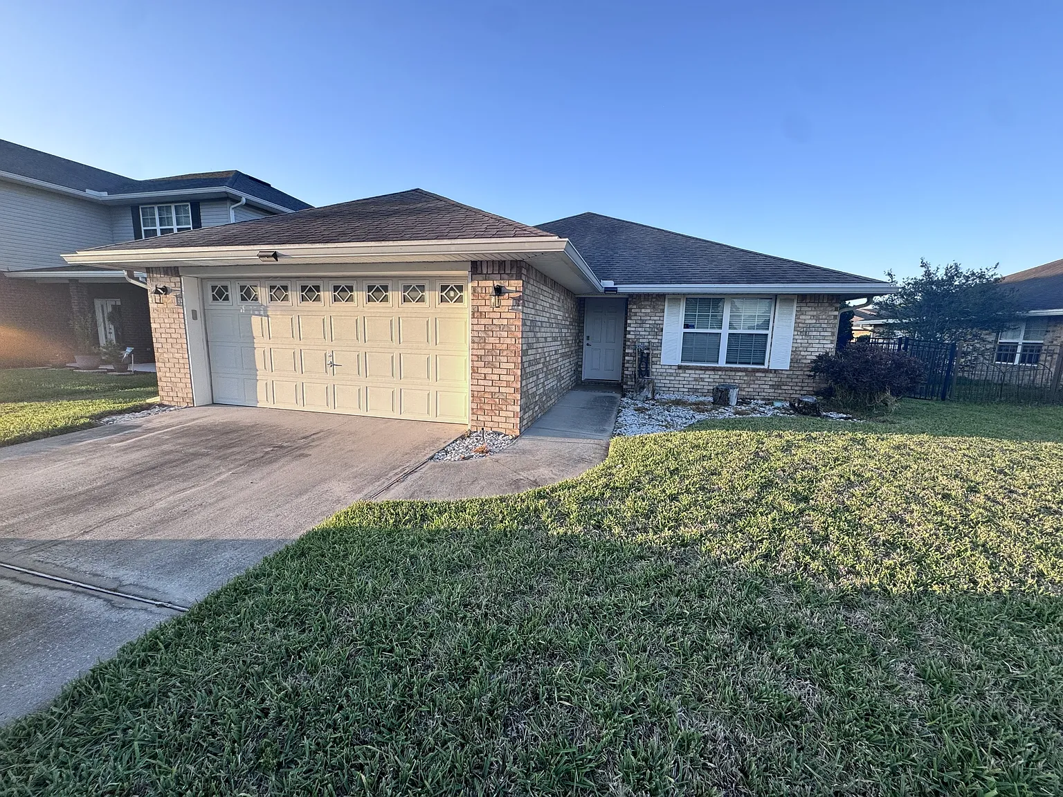 7565 Westland Oaks Drive - 1 — Photo 3