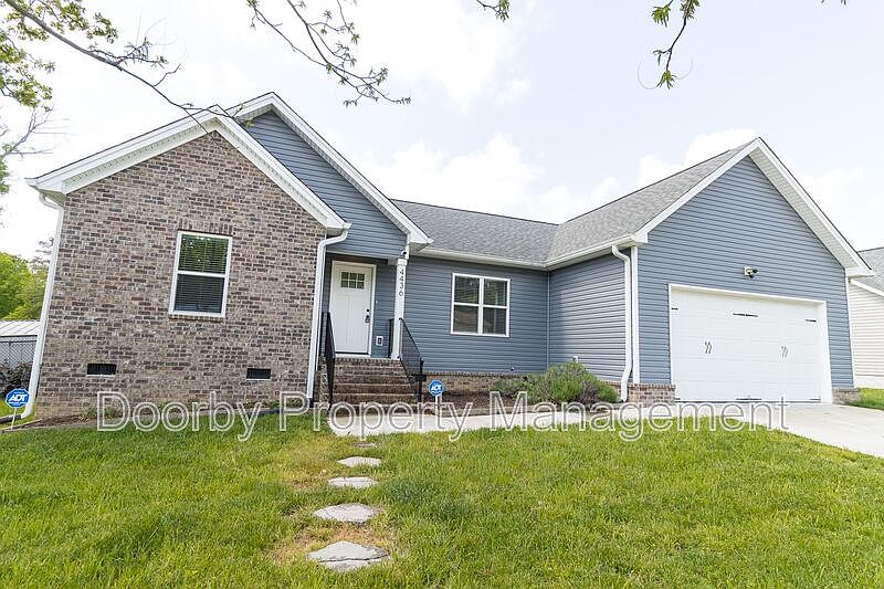 1st image of 4436 Oakwood Dr