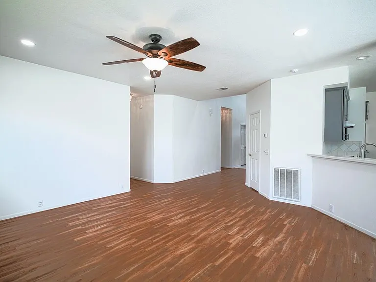 11606 Canyon Woods Dr — Photo 9