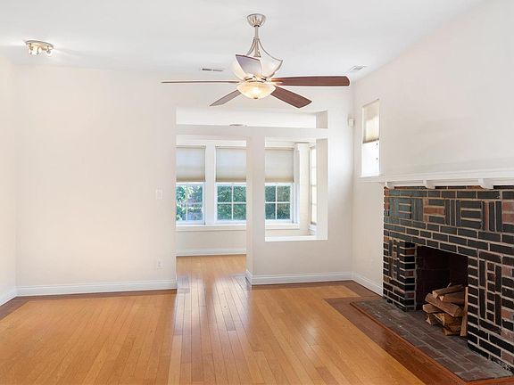 5th image of 4317 Maryland Ave APT 3W