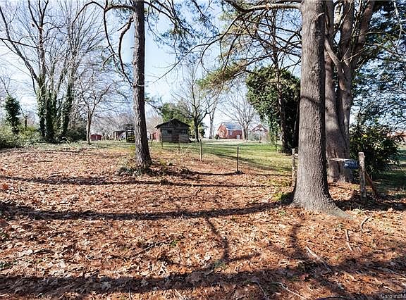 5th image of 1459 Mecklenburg Hwy