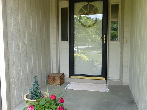 2nd image of 3920 NW Cherry Creek Dr