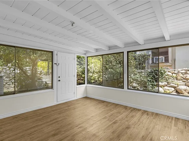 2151 N Altadena Dr — Photo 13