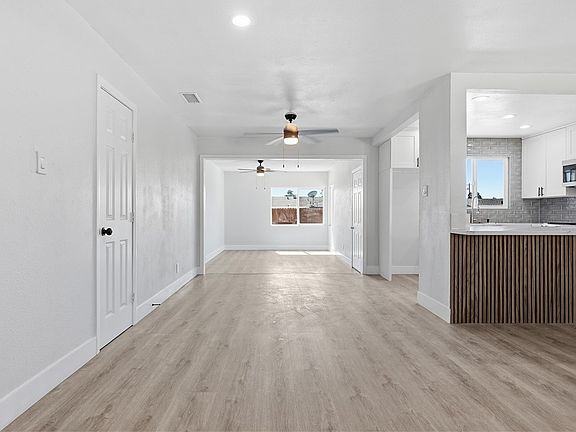 3rd image of 555 W Morgan St