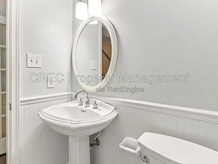 321 Shaftesbury Ln — Photo 11