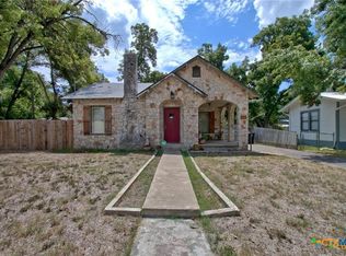 320 E Faust St, New Braunfels, TX 78130